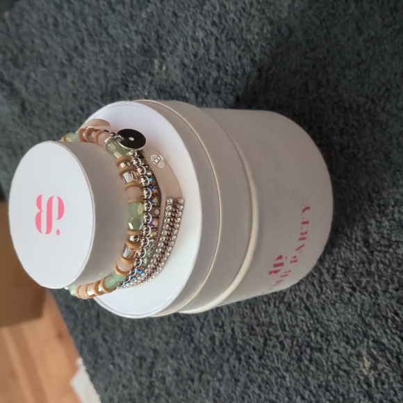 BP "You're The Apple of my Pie", Women's 4-pc Bracelet Set - Picture 3 of 5